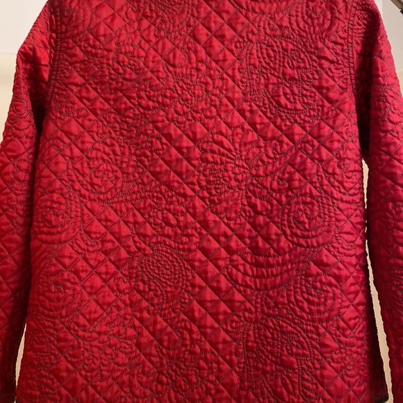 Sz 1 (8/Med) Chicos Reversible Floral Quilted Pattern Red Dark Wash Denim Pocket - Picture 5 of 15
